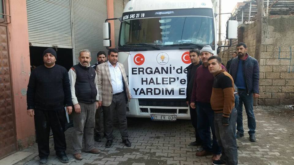 Erganiç™den Halepç™e yardım konvoyu