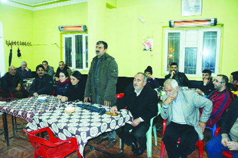 HALK TOPLANTILARI DEVAM EDiYOR