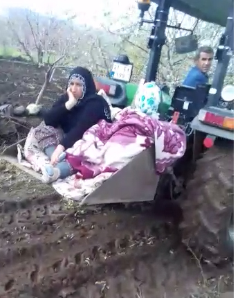 Yolları A‡amurdan Geçilmiyor