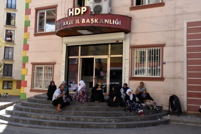 HDP'den çağrı: Çocuklarınızı AKP'ye sorun