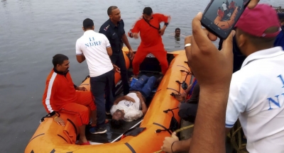 Hindistan'da gezi teknesi alabora oldu: 12 ölü, 35 kayıp