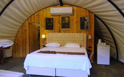 İlk çadır kamp konseptli otel açıldı