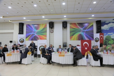 Kaymakam Karaaslan’dan Muhtarlar ve Siyasi parti temsilcilerine iftar