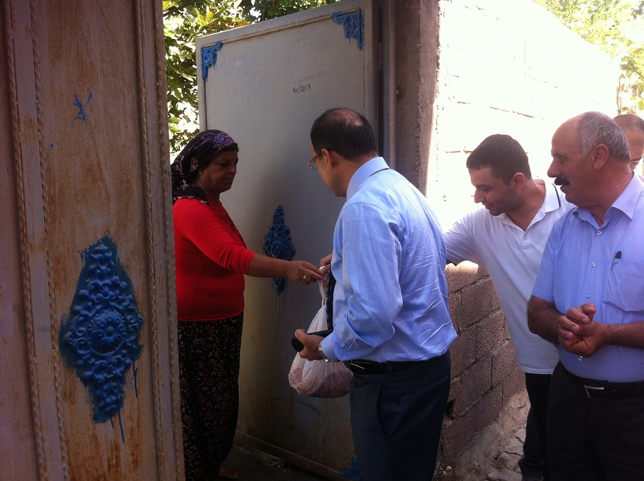 492 AiLEYE KURBAN ETi DAĞITILDI