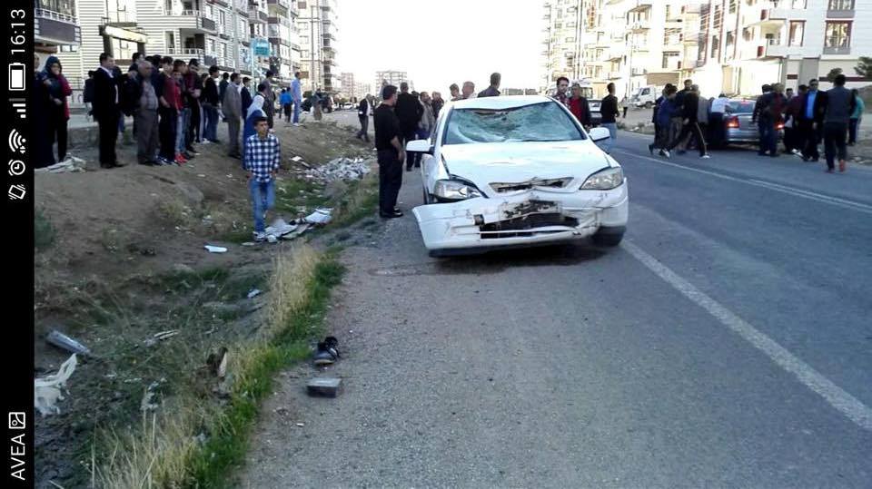 Ergani 'de Trafik Kazası: 2 Yaralı