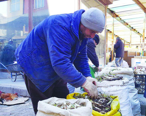 Ergani 'de kenger tezgahlarda yerini aldı