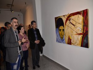 Mezopotamya'daki Kadın Portreleri sergisi açıldı