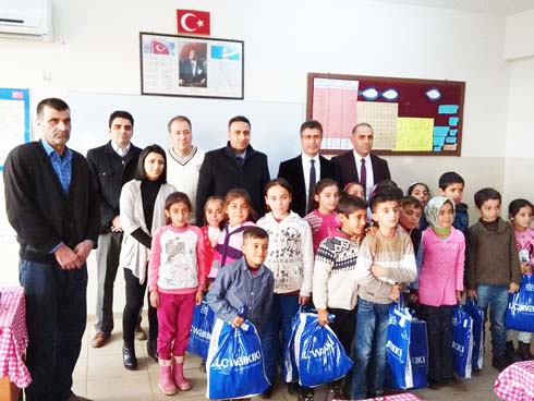 Yardıma muhtaç öğrencilere anlamlı yardım