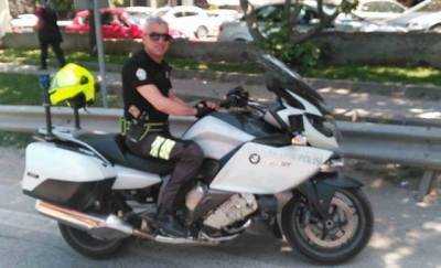 Motosikletli trafik polisi geçirdiği trafik kazasında hayatını kaybetti