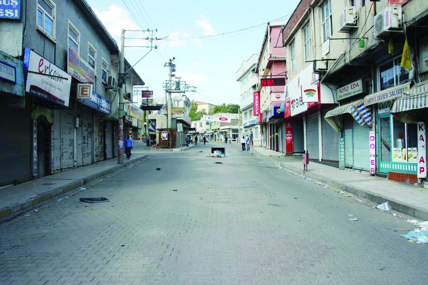 Ergani'de sokağa çıkma yasağı kaldırıldı