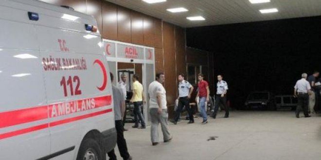 A–zel güvenlik görevlisini bıçakladı