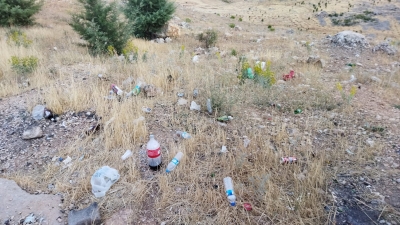 Piknikçiler,  kirletmeye devam ediyor 