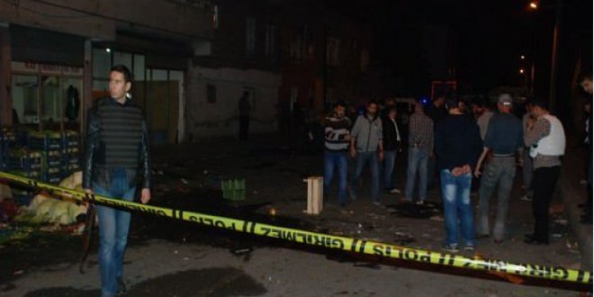 Polise 5 noktada eş zamanlı silahlı ve bombalı saldırı