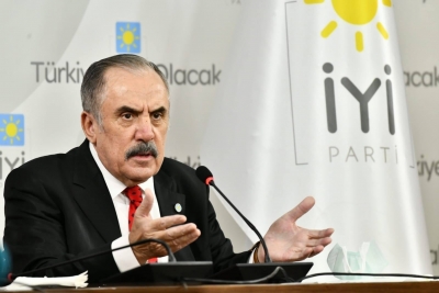 Salim Ensarioğlu İYİ Parti'den istifa etti