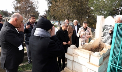 “Şark Bülbülü” kabri başında anıldı 