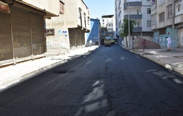 ŞEHİR MERKEZİNDE  KÖSTEBEK YUVASINA DÖNEN YOL MODERNİZE EDİLDİ