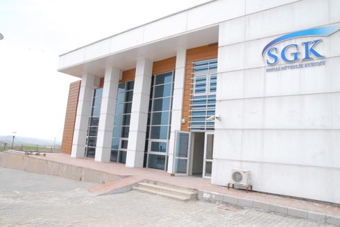 YENi SGK BiNASI DA–KAœLAœYOR