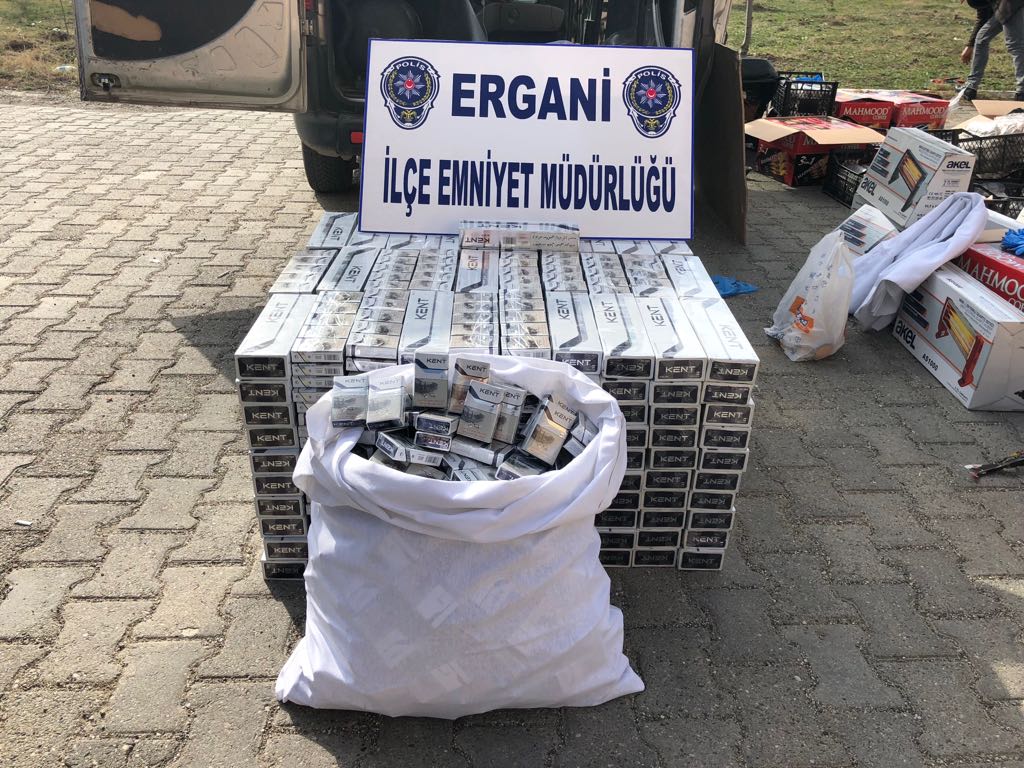 Ergani'de Kaçak Sigara Operasyonu