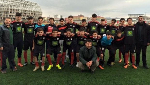 Trabzonspor Aziz Yıldırım'ın memleketi Ergani'de 'pilot takım' anlaşması yapıyor