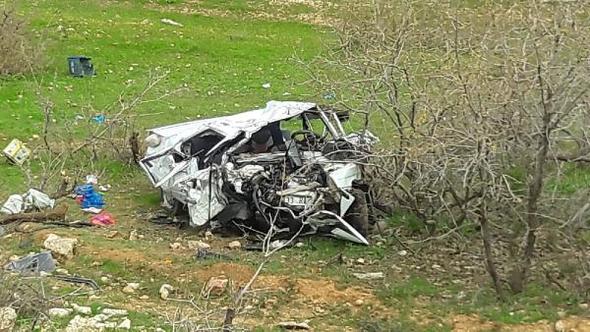 Diyarbakır'da otomobiller çarpıştı: 5 ölü, 4 yaralı