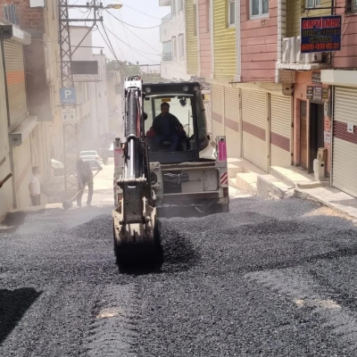 Yol yapım ve onarım çalışması